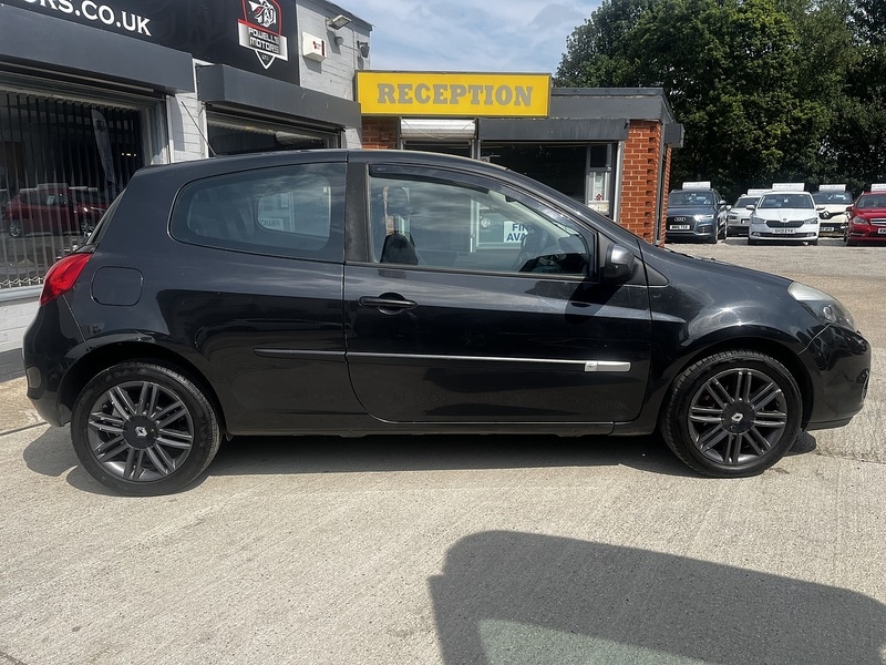 Used Renault Clio 2011 for sale - 76615774: Photo 8