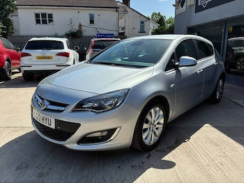 Used Vauxhall Astra 2013 for sale - 79409911: Photo