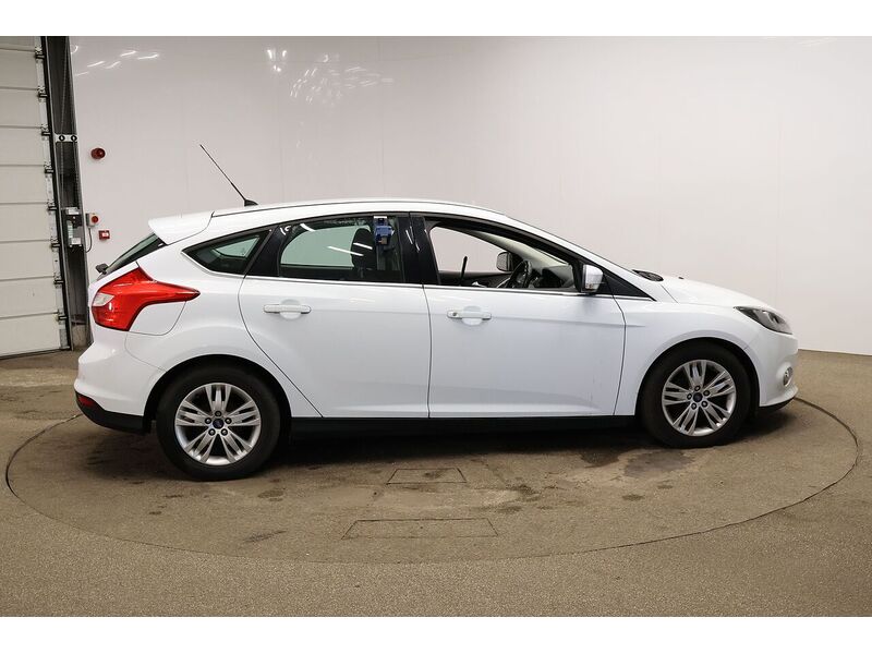 Used Ford Focus 2014 for sale - 76910672: Photo 5