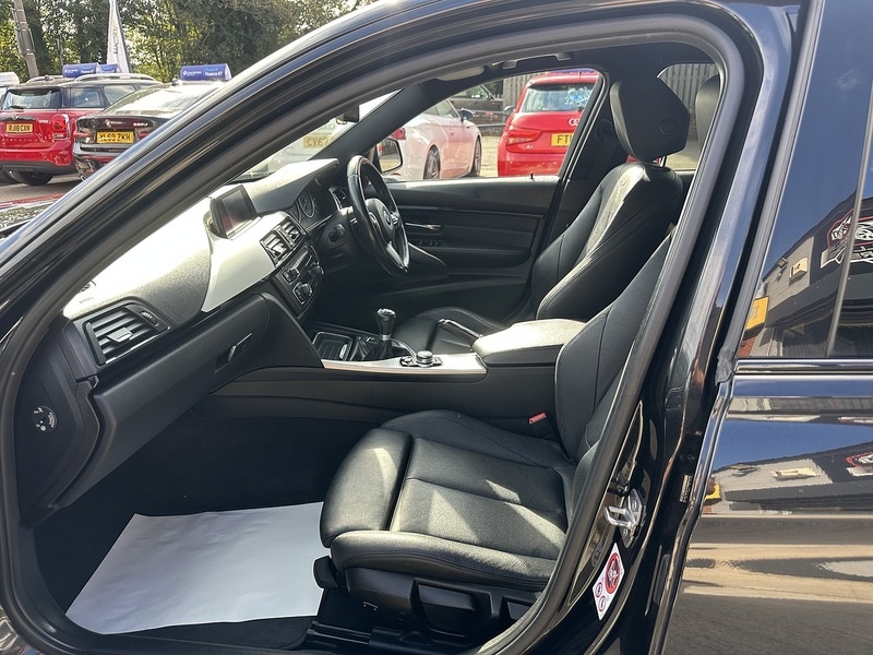 Used BMW 3 Series 2015 for sale - 76615793: Photo 10