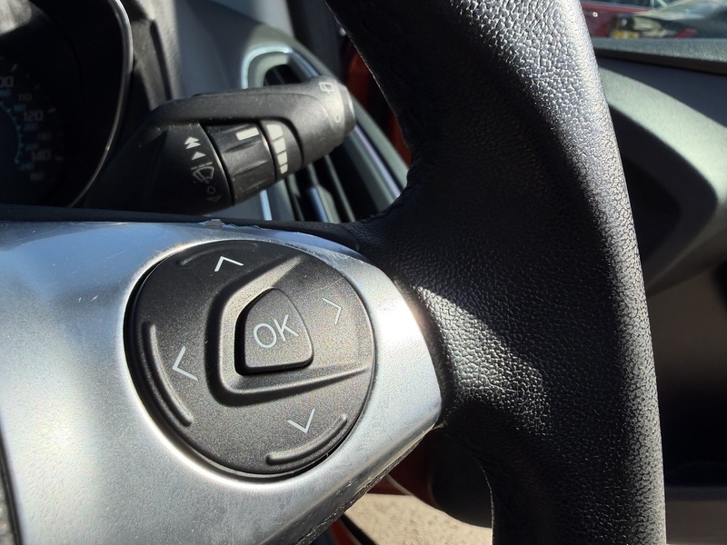 Used Ford Focus 2011 for sale - 77760613: Photo 21