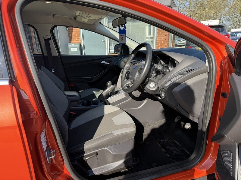 Used Ford Focus 2011 for sale - 77760613: Photo 9