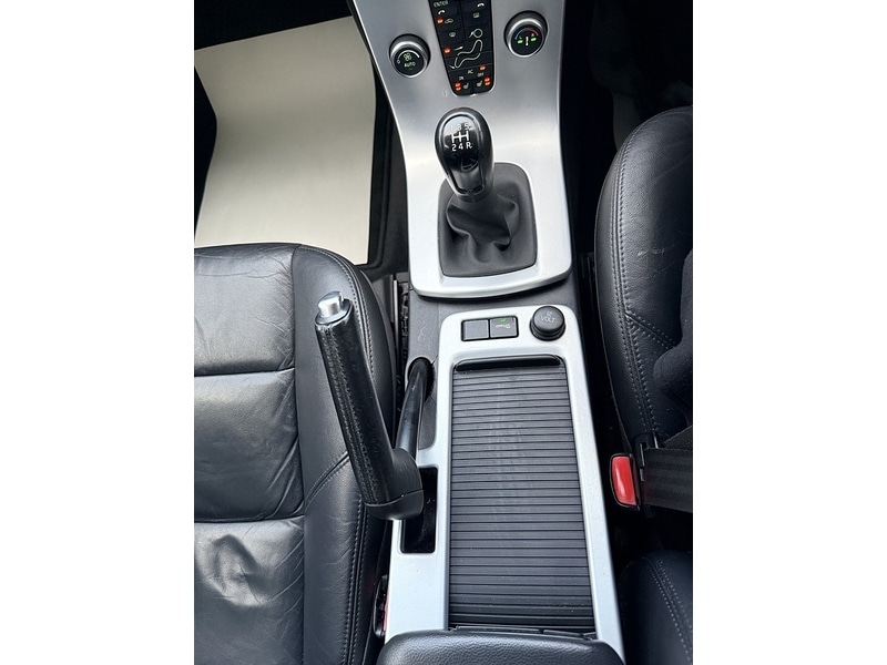 Used Volvo V50 2010 for sale - 77172764: Photo 21