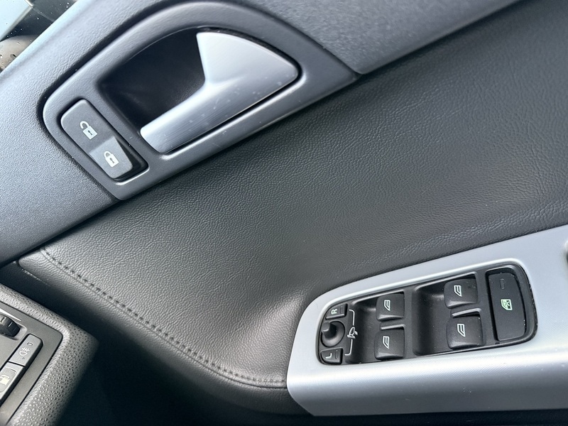 Used Volvo V50 2010 for sale - 77172764: Photo 25