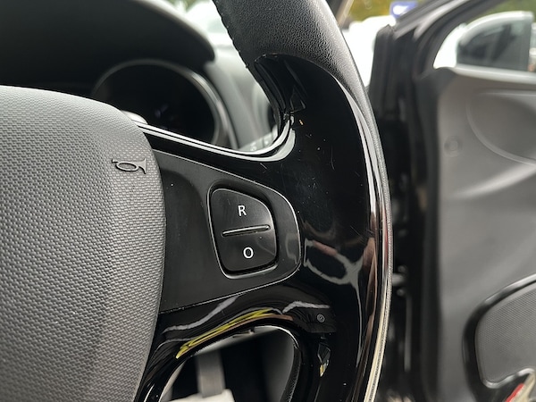 Used Renault Clio 2015 for sale - 76280537: Photo 26