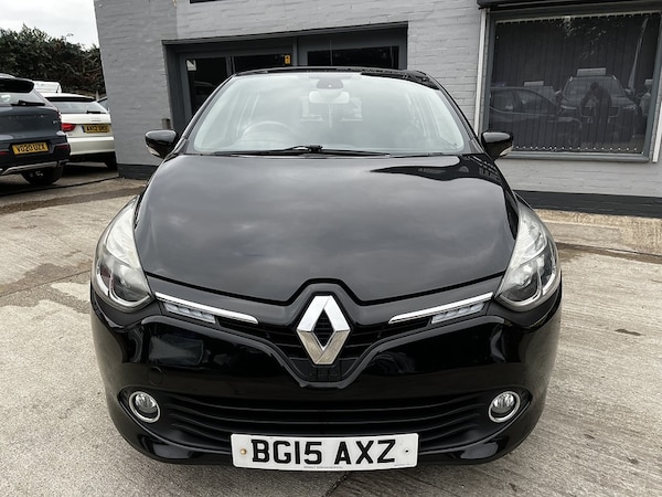 Used Renault Clio 2015 for sale - 76280537: Photo 2