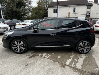 Used Renault Clio 2015 for sale - 76280537: Photo