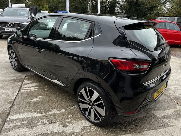 Used Renault Clio 2015 for sale - 76280537: Photo 5