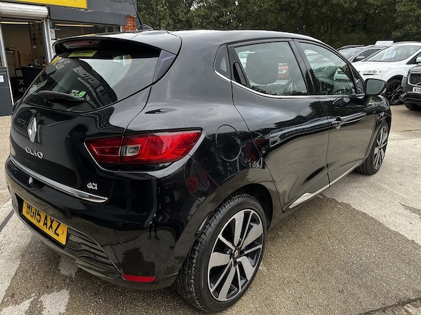 Used Renault Clio 2015 for sale - 76280537: Photo 7
