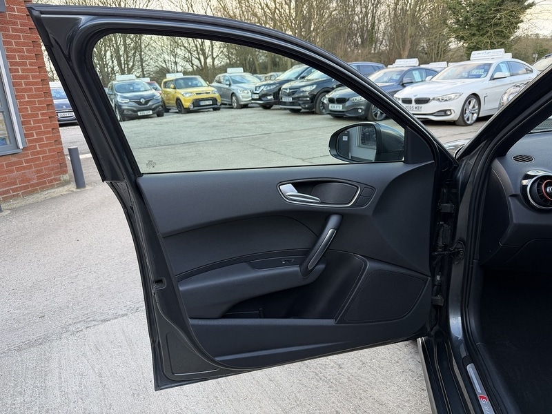 Used Audi A1 for sale - 77880677: Photo 12