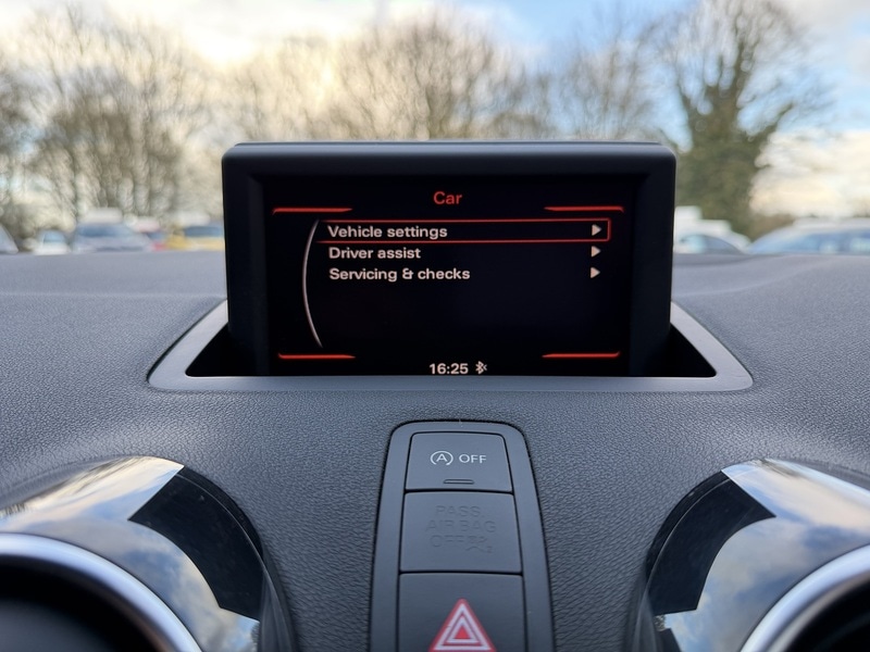 Used Audi A1 for sale - 77880677: Photo 32