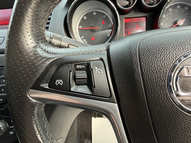 Used Vauxhall Insignia 2013 for sale - 76615766: Photo 24