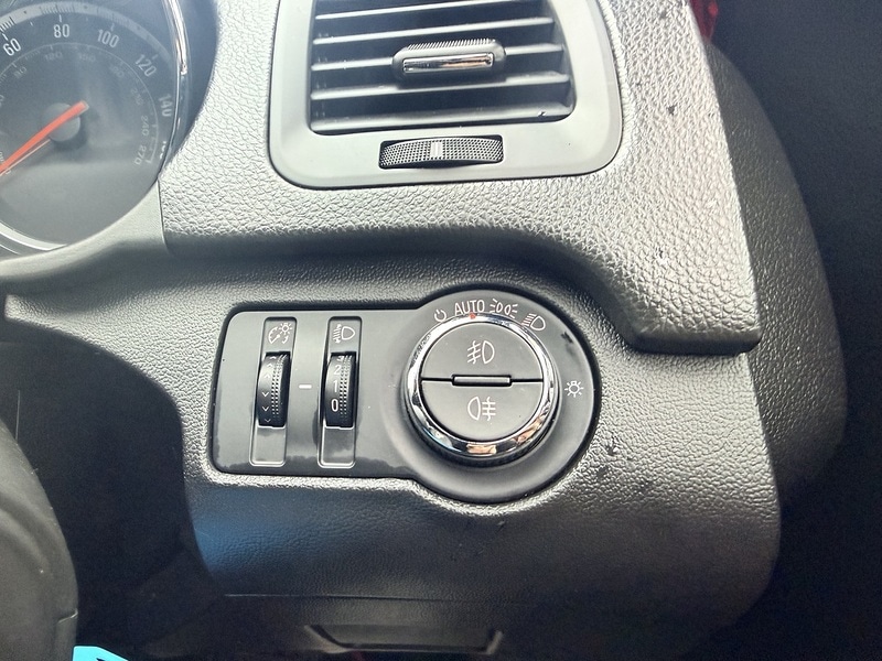 Used Vauxhall Insignia 2012 for sale - 77735201: Photo 24