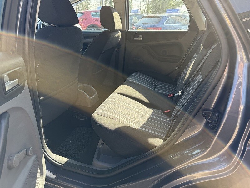 Used Ford Focus for sale - 77765935: Photo 16