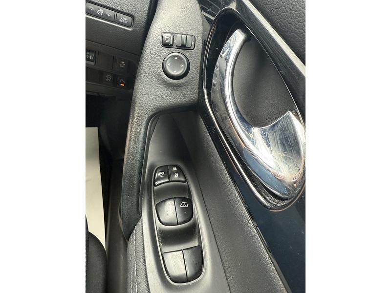 Used Nissan Qashqai 2015 for sale - 76615750: Photo 28