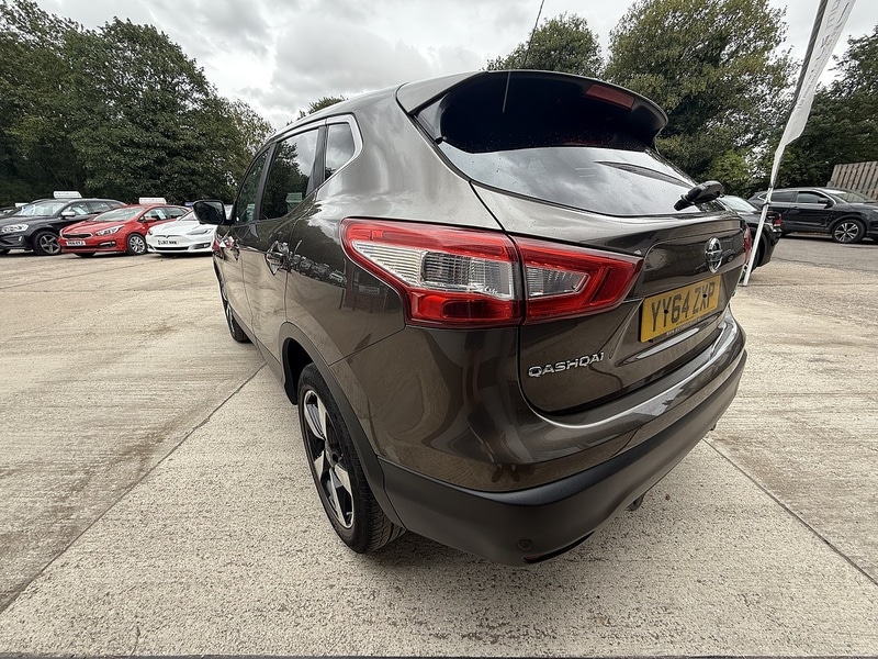 Used Nissan Qashqai 2015 for sale - 76615750: Photo 6