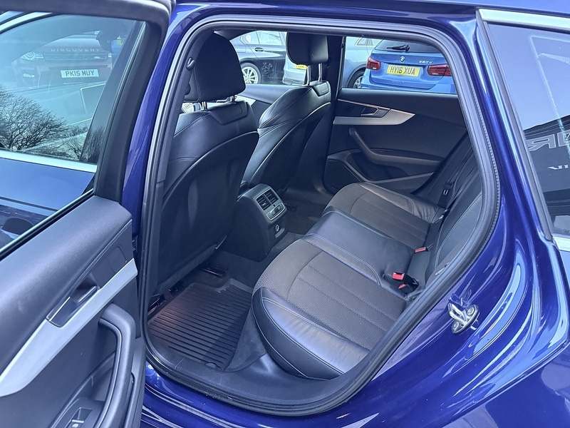 Used Audi A4 Avant 2017 for sale - 76615843: Photo 12