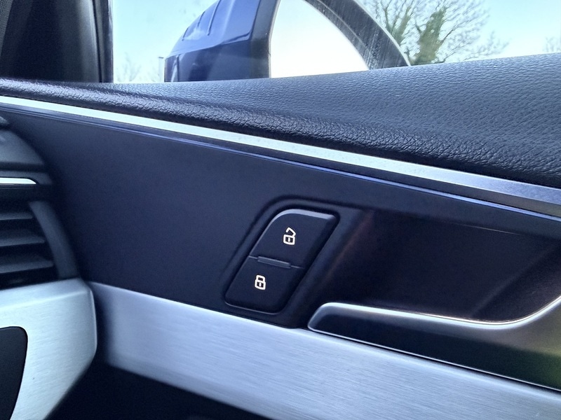 Used Audi A4 Avant 2017 for sale - 76615843: Photo 29