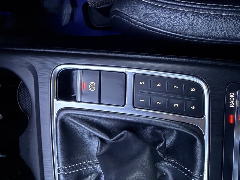 Used Audi A4 Avant 2017 for sale - 76615843: Photo 30