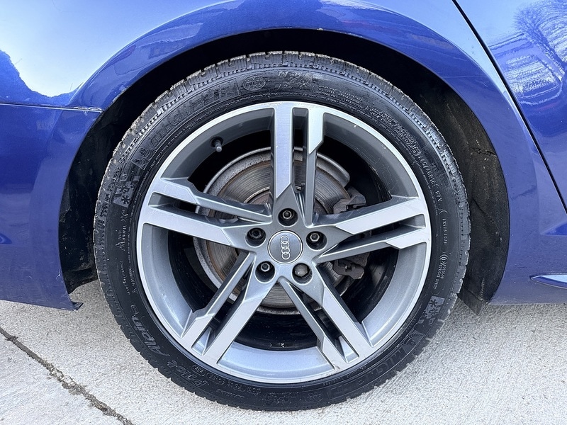 Used Audi A4 Avant 2017 for sale - 76615843: Photo 32