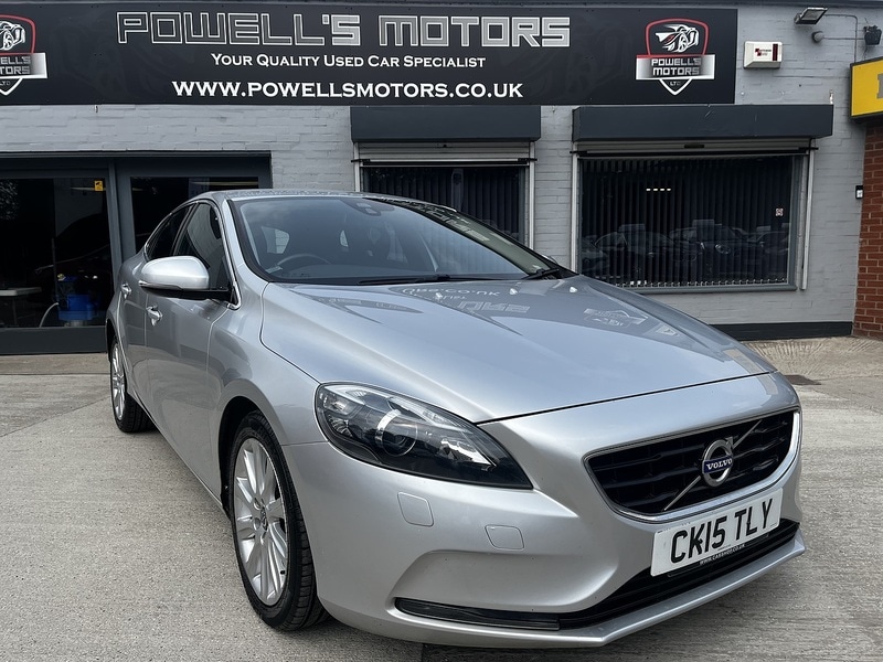 Used Volvo V40 2015 for sale - 76615751: Photo 1