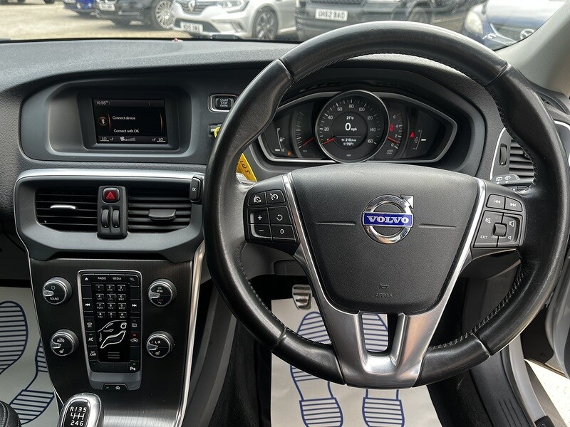 Used Volvo V40 2015 for sale - 76615751: Photo 12