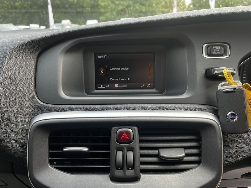 Used Volvo V40 2015 for sale - 76615751: Photo 18