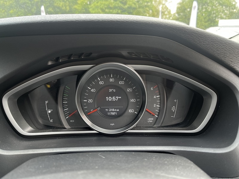 Used Volvo V40 2015 for sale - 76615751: Photo 22