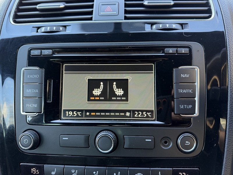 Used Volkswagen Scirocco 2015 for sale - 77707927: Photo 37