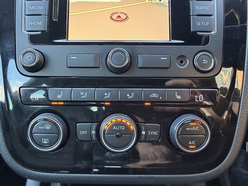 Used Volkswagen Scirocco 2015 for sale - 77707927: Photo 39