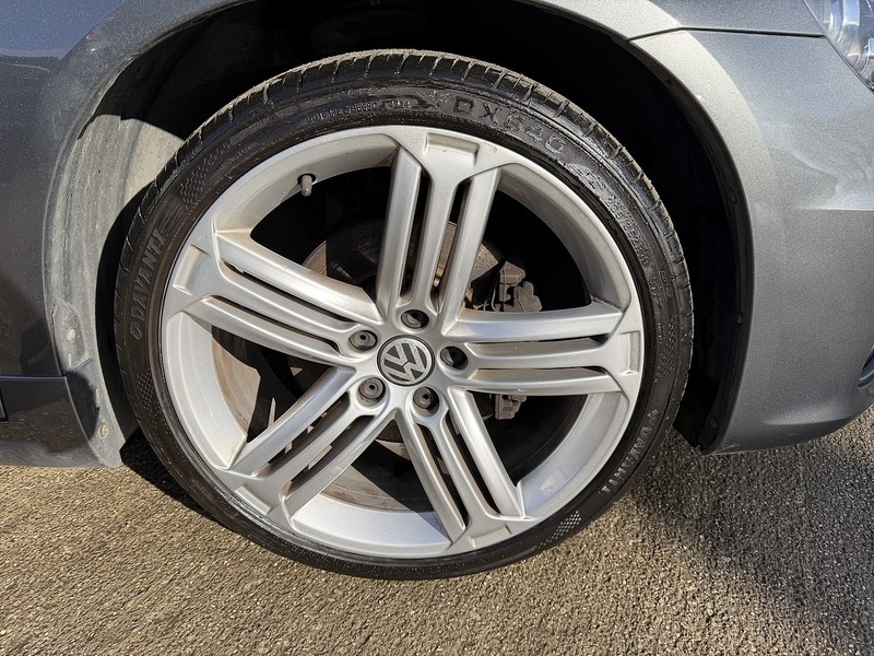 Used Volkswagen Scirocco 2015 for sale - 77707927: Photo 9