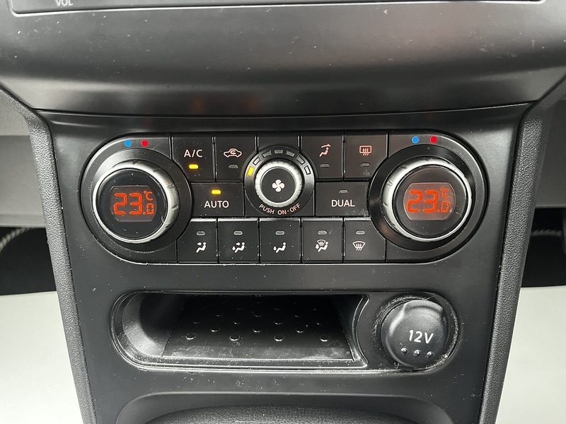 Used Nissan Qashqai 2012 for sale - 76615817: Photo 16