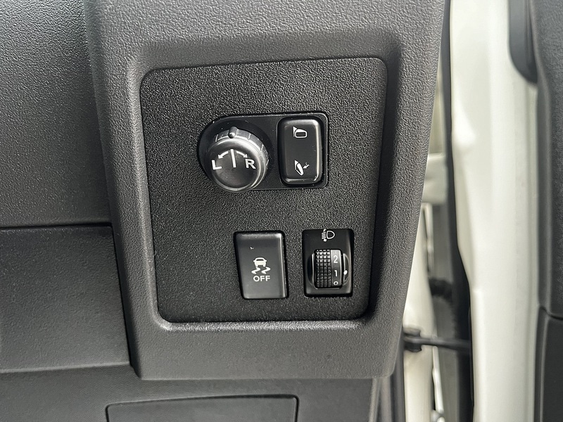 Used Nissan Qashqai 2012 for sale - 76615817: Photo 20