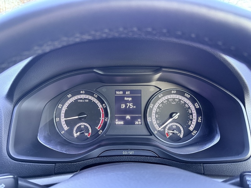 Used Skoda Karoq 2019 for sale - 76725184: Photo 15