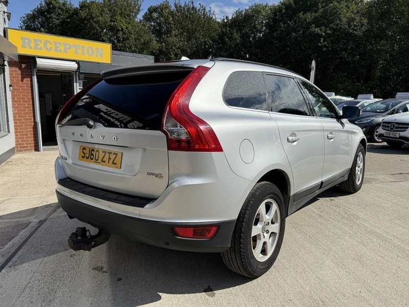 Used Volvo XC60 2010 for sale - 76736471: Photo 6