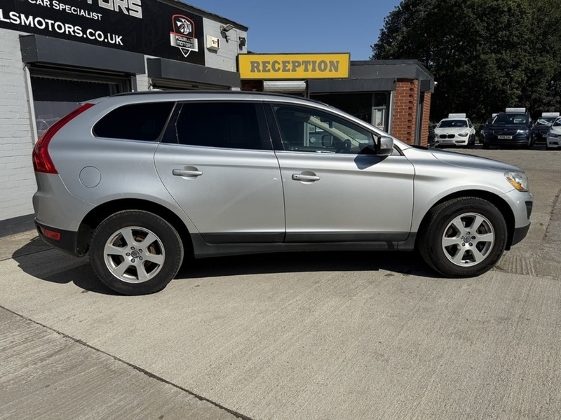 Used Volvo XC60 2010 for sale - 76736471: Photo 8