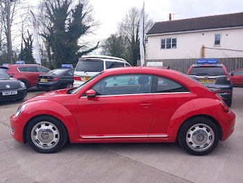 Used Volkswagen Beetle 2015 for sale - 79434138: Photo