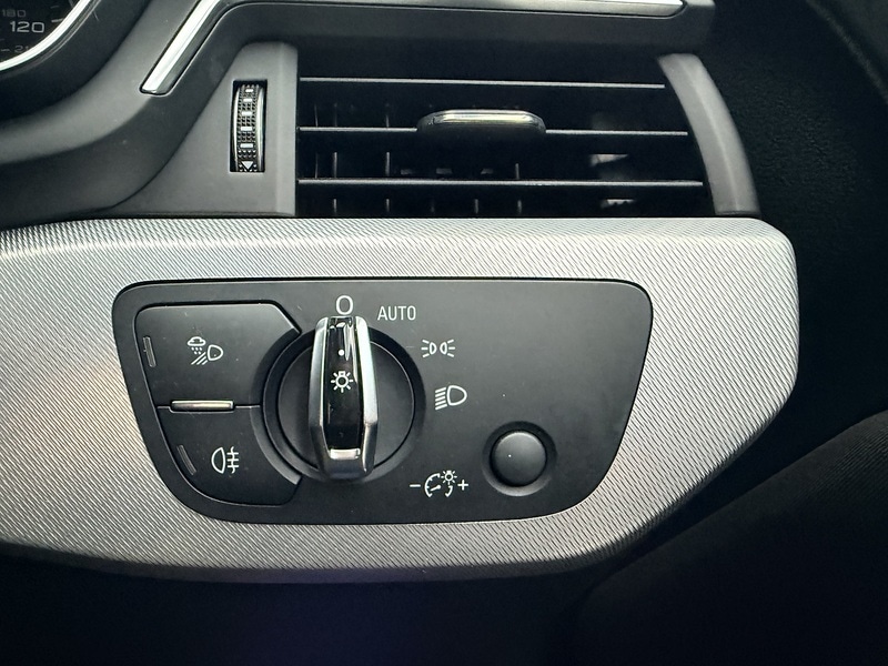 Used Audi A4 2016 for sale - 76941677: Photo 25