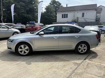 Used Skoda Octavia 2019 for sale - 79308463: Photo