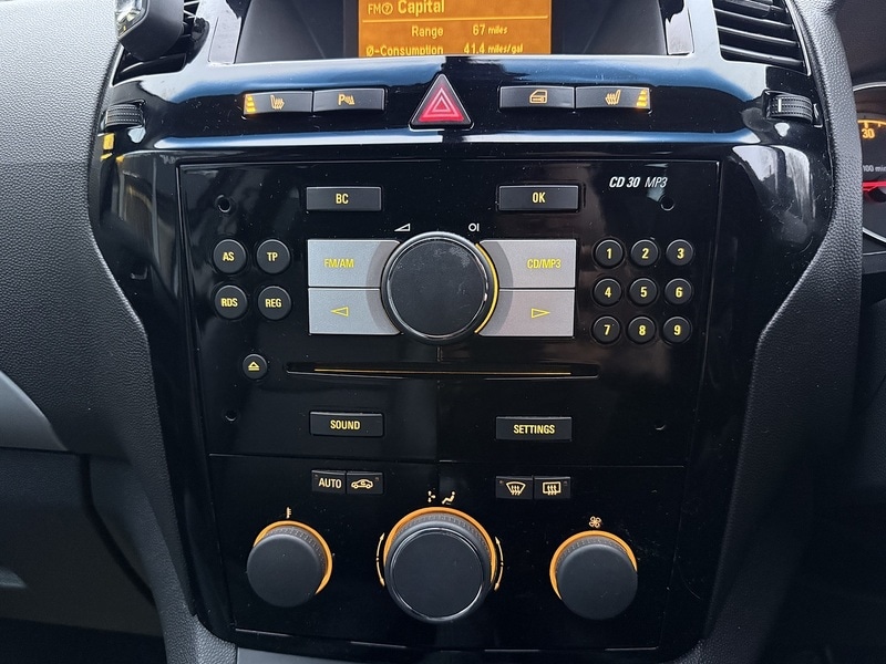 Used Vauxhall Zafira 2009 for sale - 77250822: Photo 19