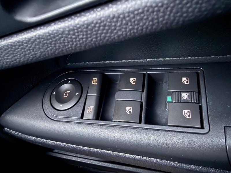 Used Vauxhall Zafira 2009 for sale - 77250822: Photo 24