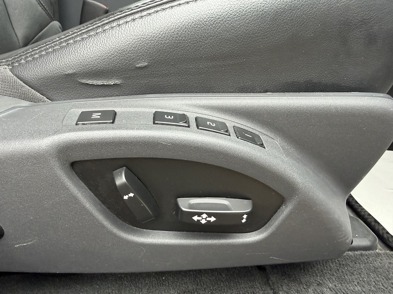 Used Volvo XC60 2015 for sale - 76589037: Photo 31