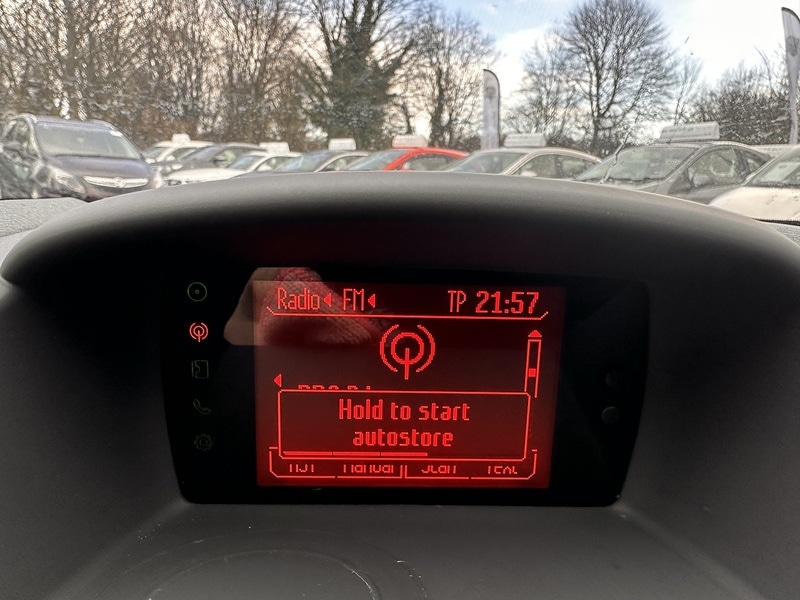 Used Ford Fiesta 2010 for sale - 76615838: Photo 17