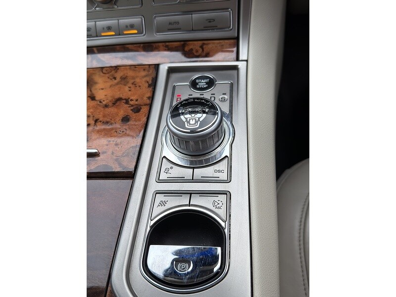 Used Jaguar XF 2011 for sale - 77365221: Photo 20