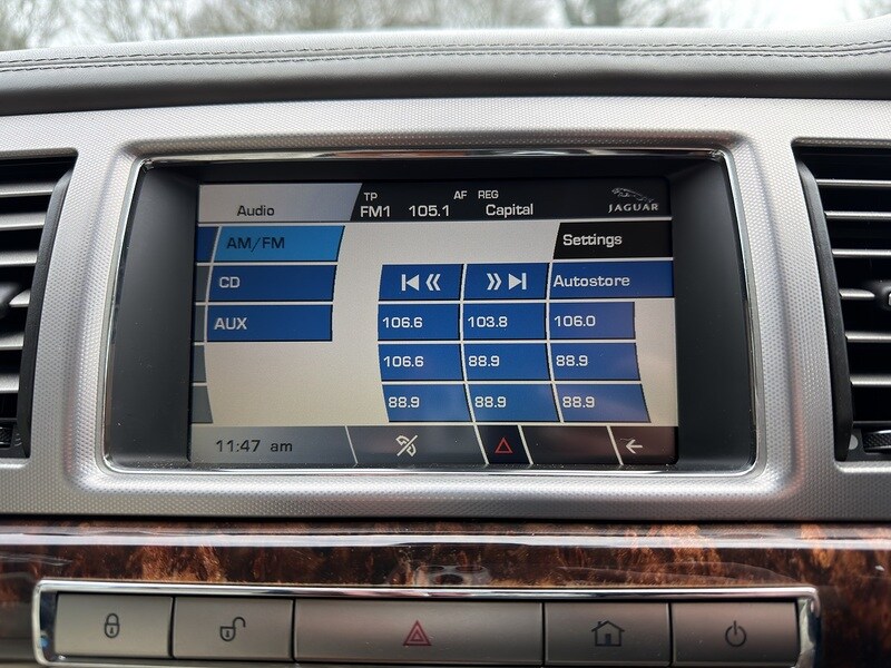 Used Jaguar XF 2011 for sale - 77365221: Photo 23