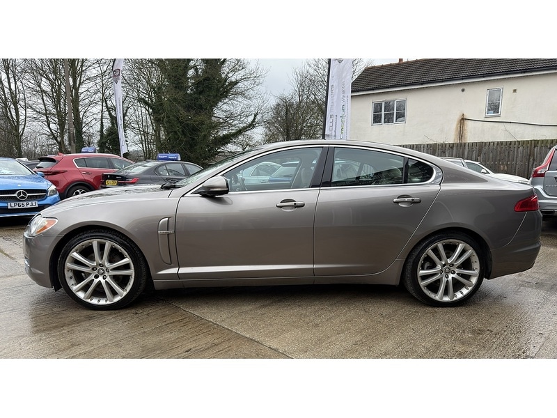 Used Jaguar XF 2011 for sale - 77365221: Photo 4