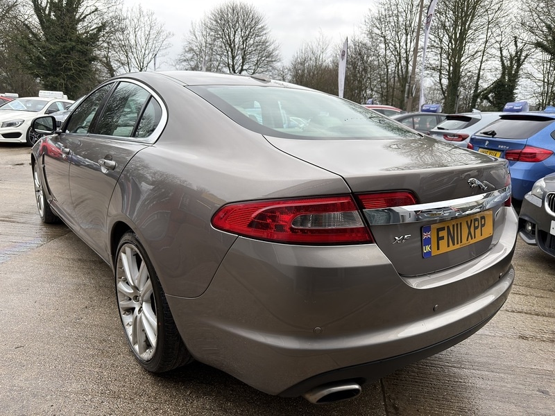 Used Jaguar XF 2011 for sale - 77365221: Photo 5