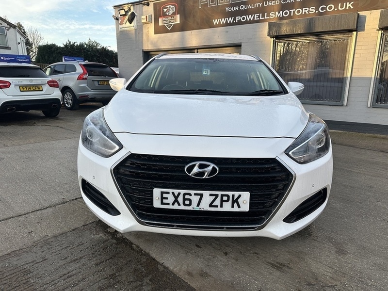 Used Hyundai i40 2017 for sale - 77917323: Photo 2
