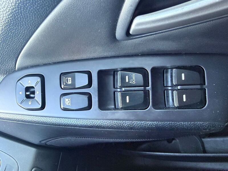 Used Hyundai Ix35 2011 for sale - 76615765: Photo 22