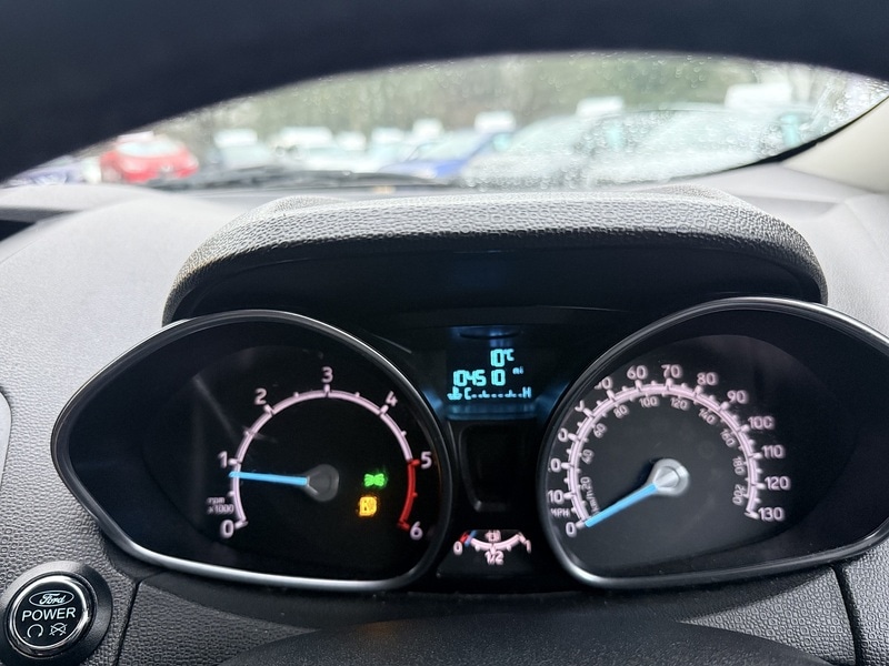 Used Ford Ecosport 2015 for sale - 77530327: Photo 15